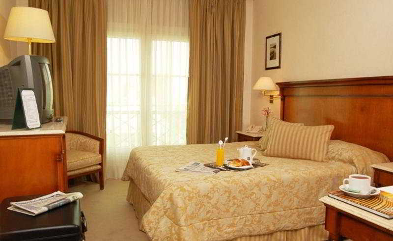 Howard Johnson Hotel 9 De Julio Avenue 부에노스아이레스 객실 사진