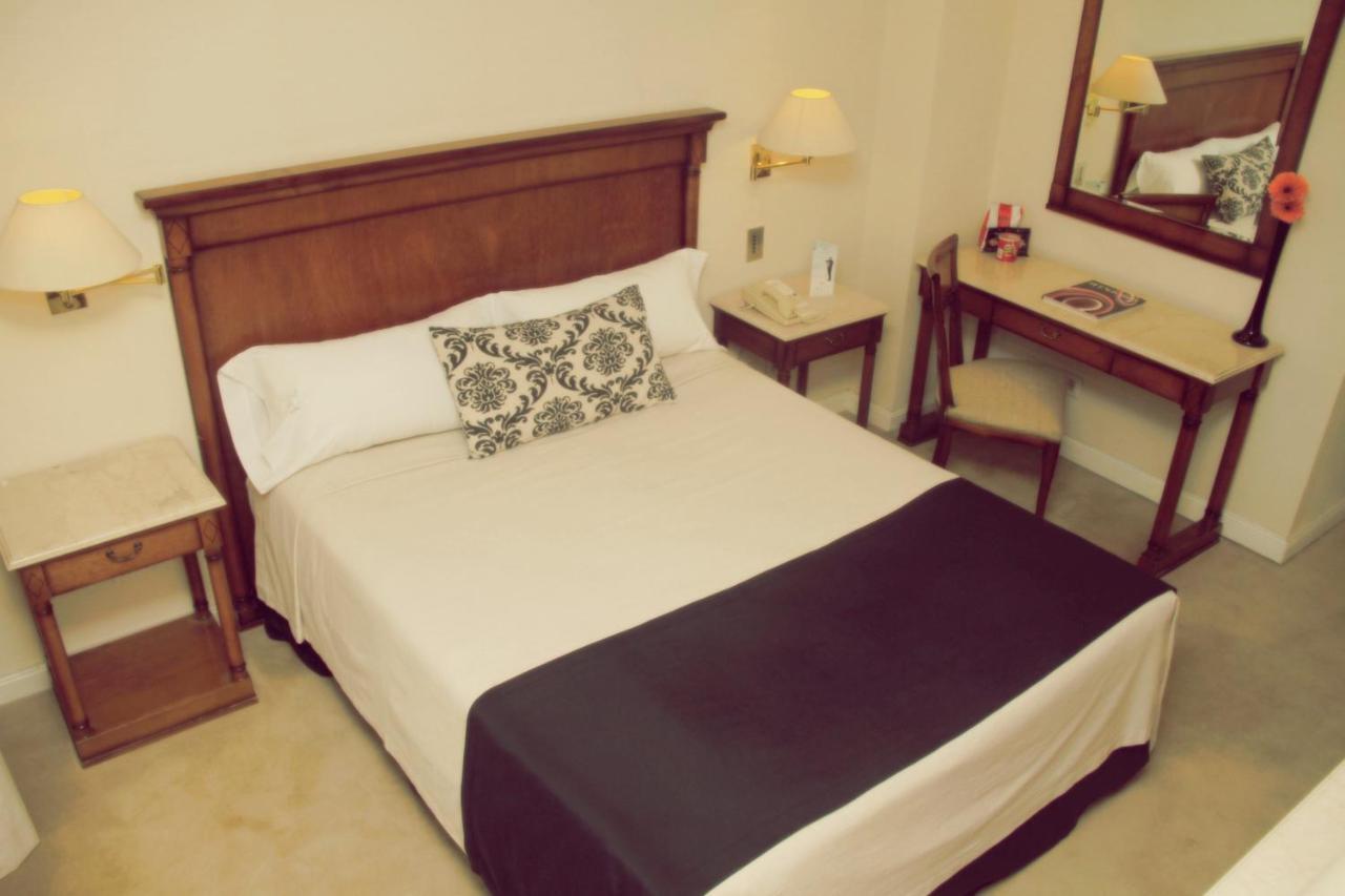 Howard Johnson Hotel 9 De Julio Avenue 부에노스아이레스 외부 사진